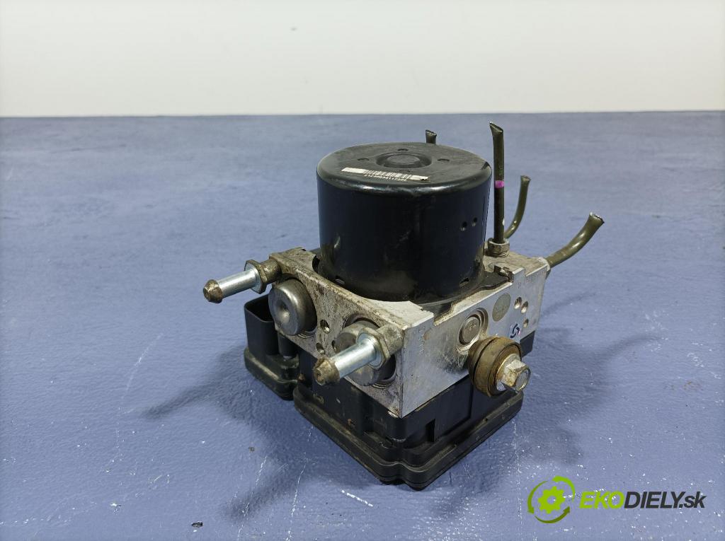 Mitsubishi Outlander 2010 čerpadlo ABS x 4670A453