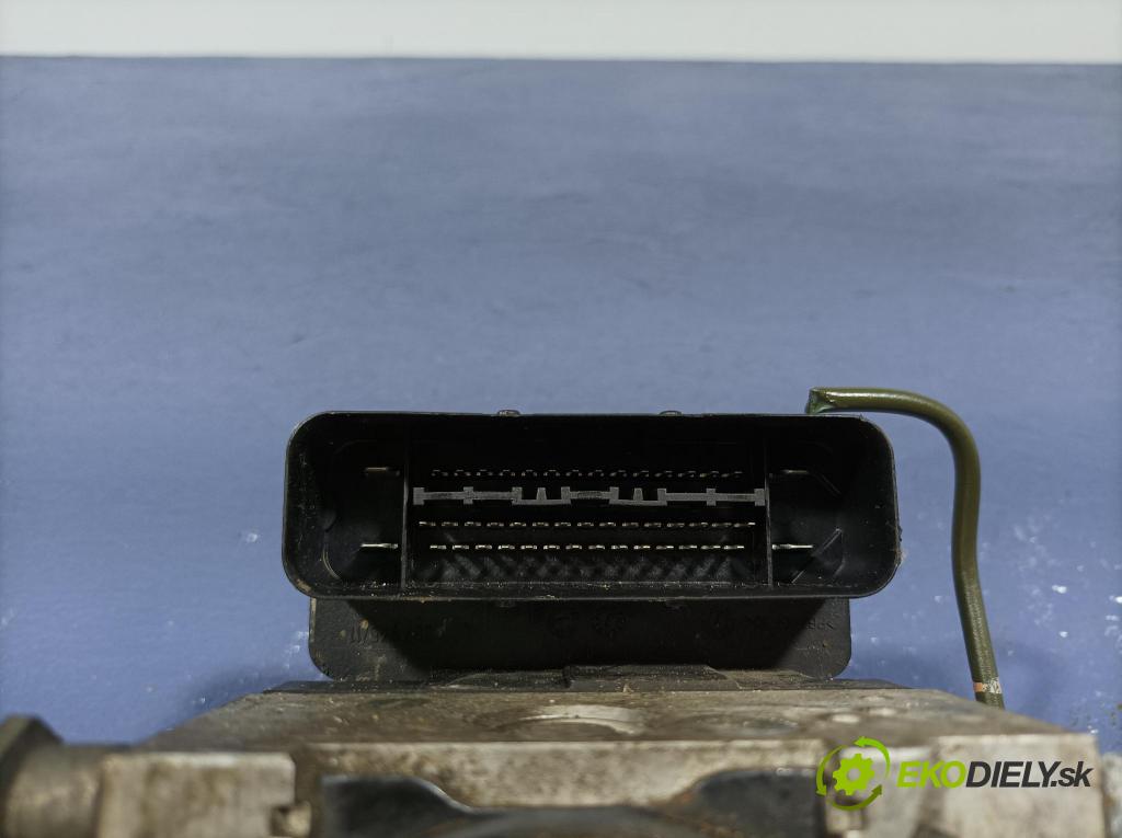 Mitsubishi Outlander 2010 čerpadlo ABS x 4670A453