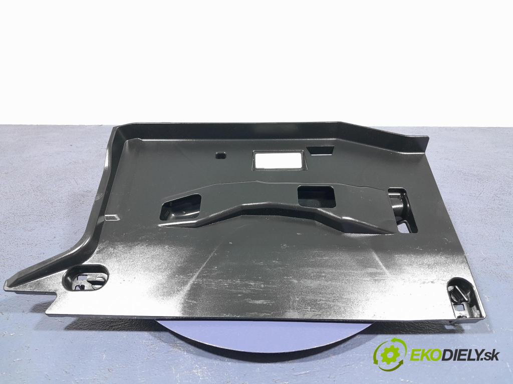 Bmw X7 2021 kryt Plast: Interiéry: 9399373