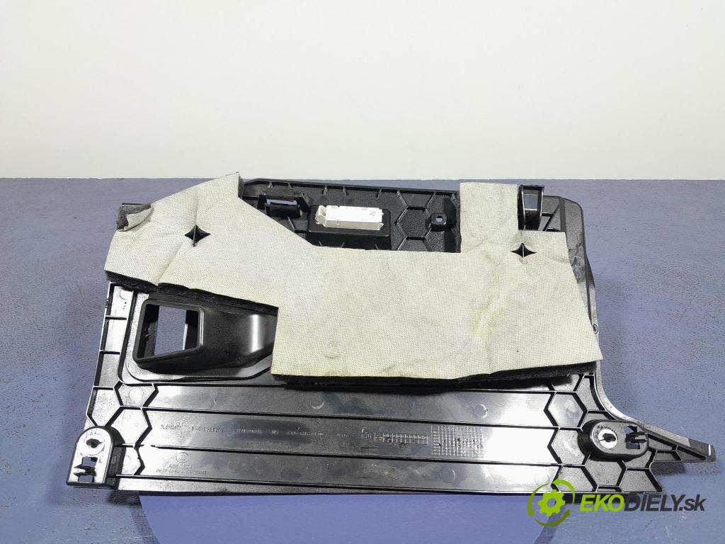 Bmw X7 2021 kryt Plast: Interiéry: 9399373