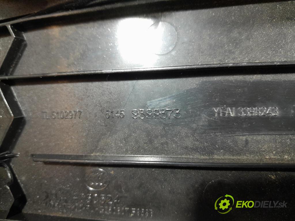 Bmw X7 2021 kryt Plast: Interiéry: 9399373