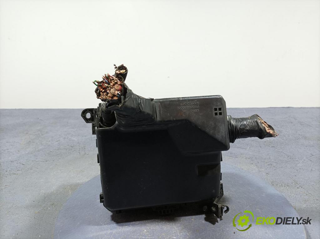 Mitsubishi Outlander 2010 skrinka Poistky: PR074-00000