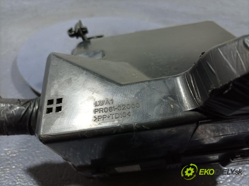Mitsubishi Outlander 2010 skrinka Poistky: PR074-00000