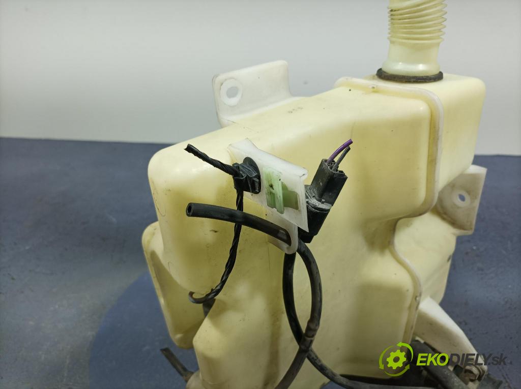 Mitsubishi Outlander 2010 nádržka Podložka: