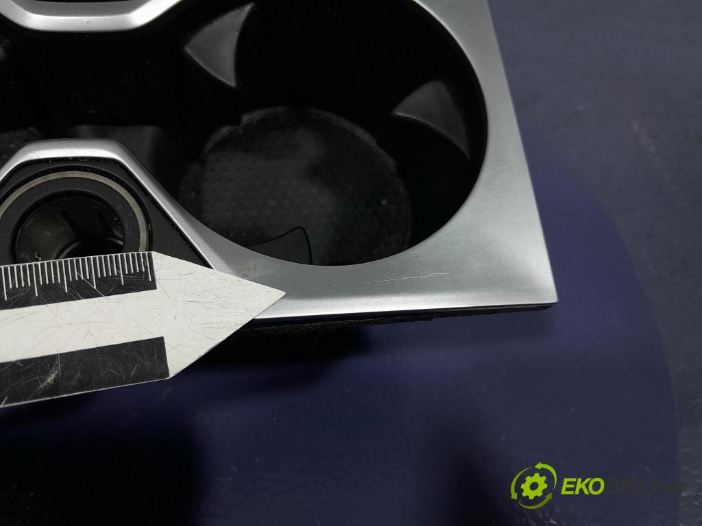 Bmw X7 2021 kastlík 6828775