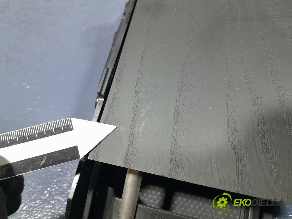 Bmw X7 2021 kastlík 9399863