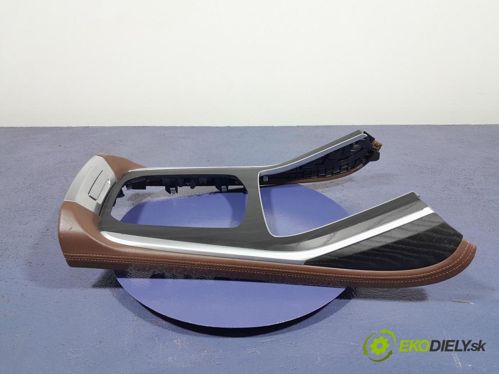 Bmw X7 2021 lišta Dekoratívní: Uvnitř