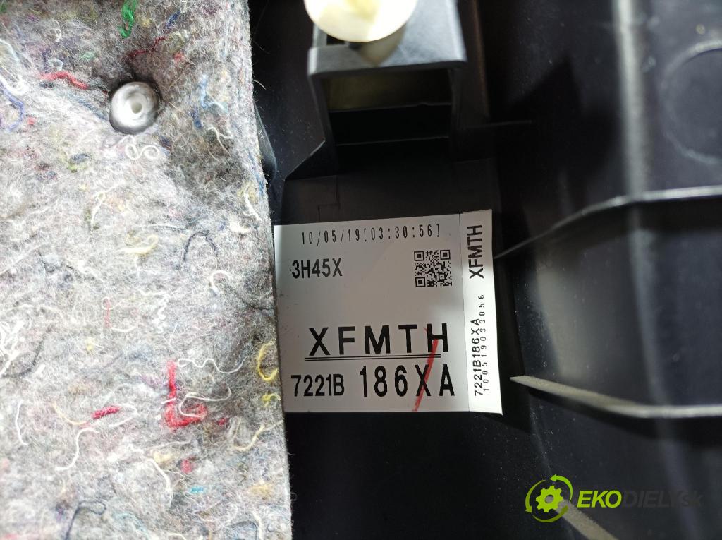 Mitsubishi Outlander 2010 Čalounictví: dvere Predné Prava: 7221B134