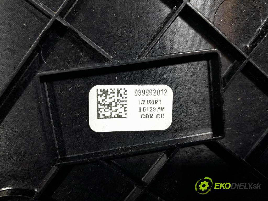 Bmw X7 2021 kryt Plast: Interiéry: 9399920