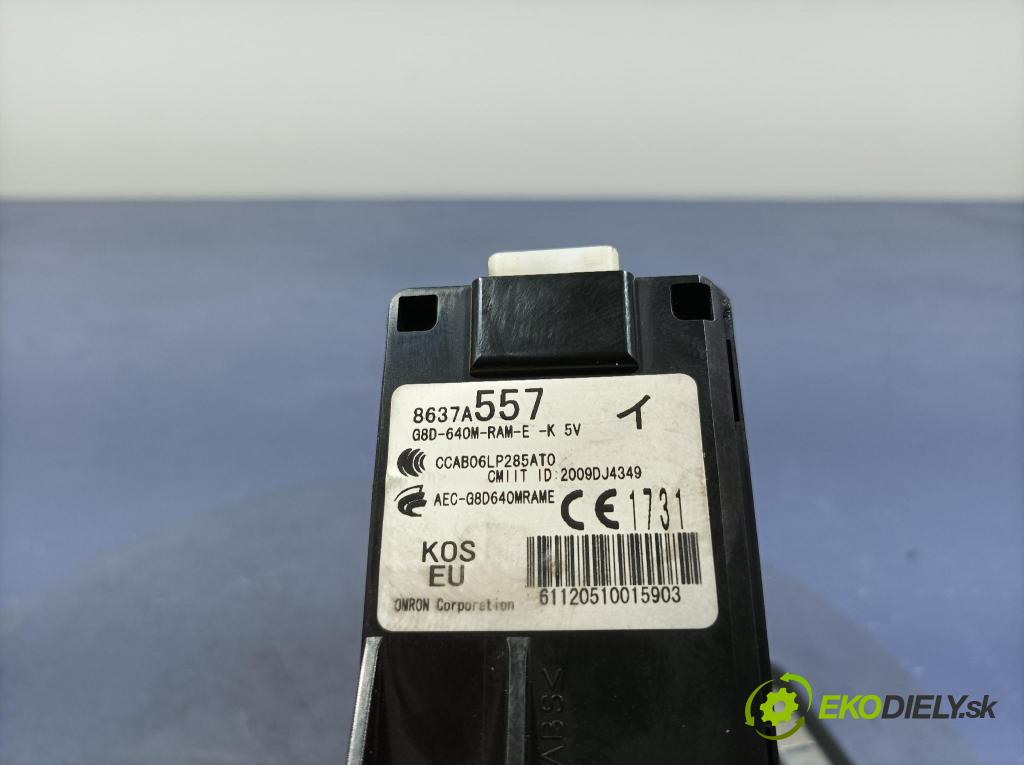 Mitsubishi Outlander 2010 Spínač zapalování. 8637A557