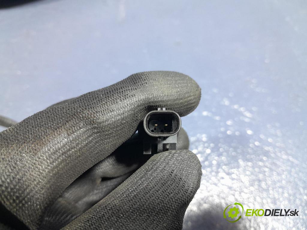 Bmw X7 2021 vstřikovač 8598283