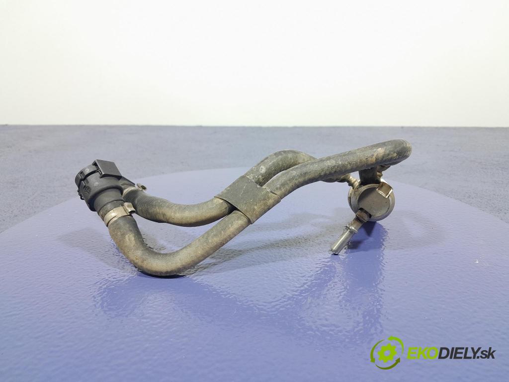 Bmw X7 2021 vstřikovač 8580210