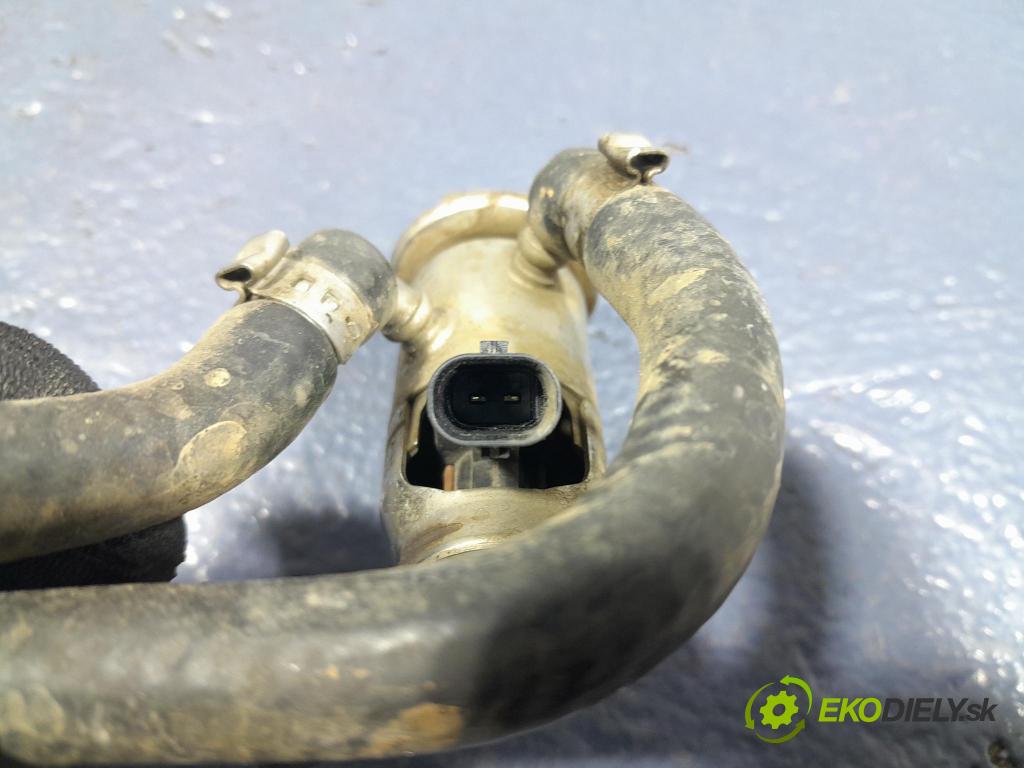 Bmw X7 2021 vstřikovač 8580210