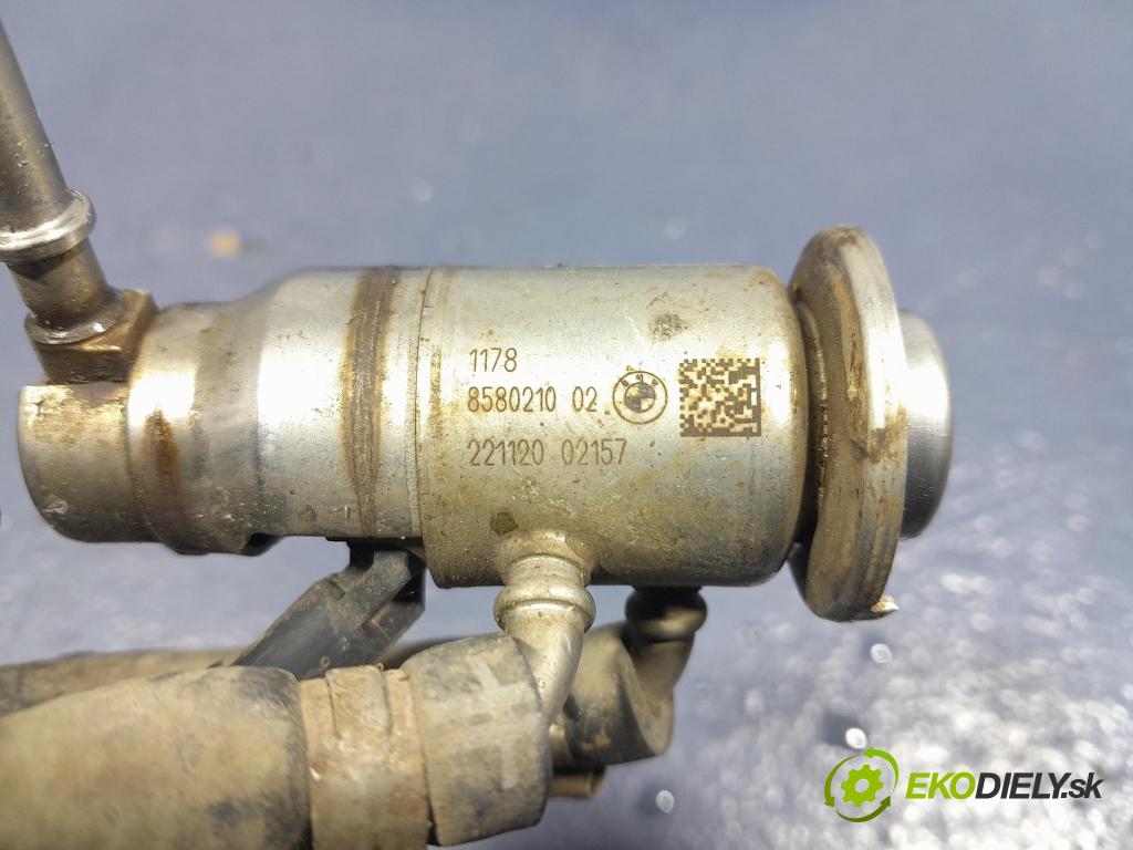 Bmw X7 2021 vstřikovač 8580210