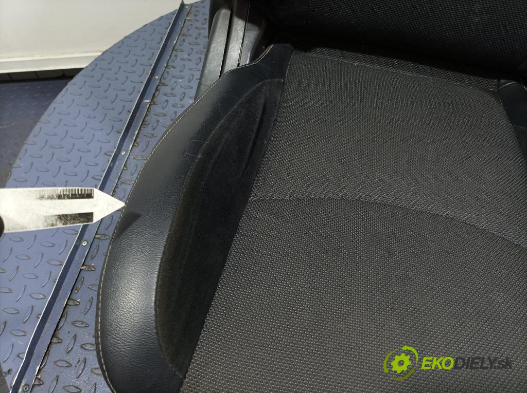 Mitsubishi Outlander 2010 Sedačka spolujazdca