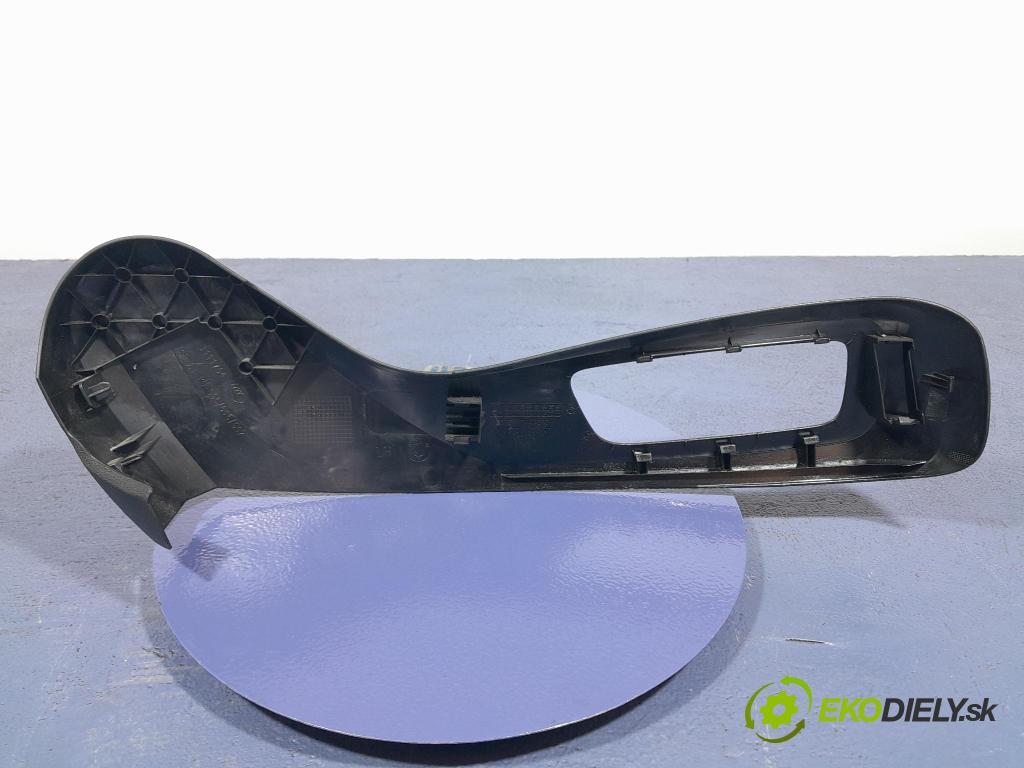 Bmw X7 2021 kryt Plast: Interiéry: 7444273