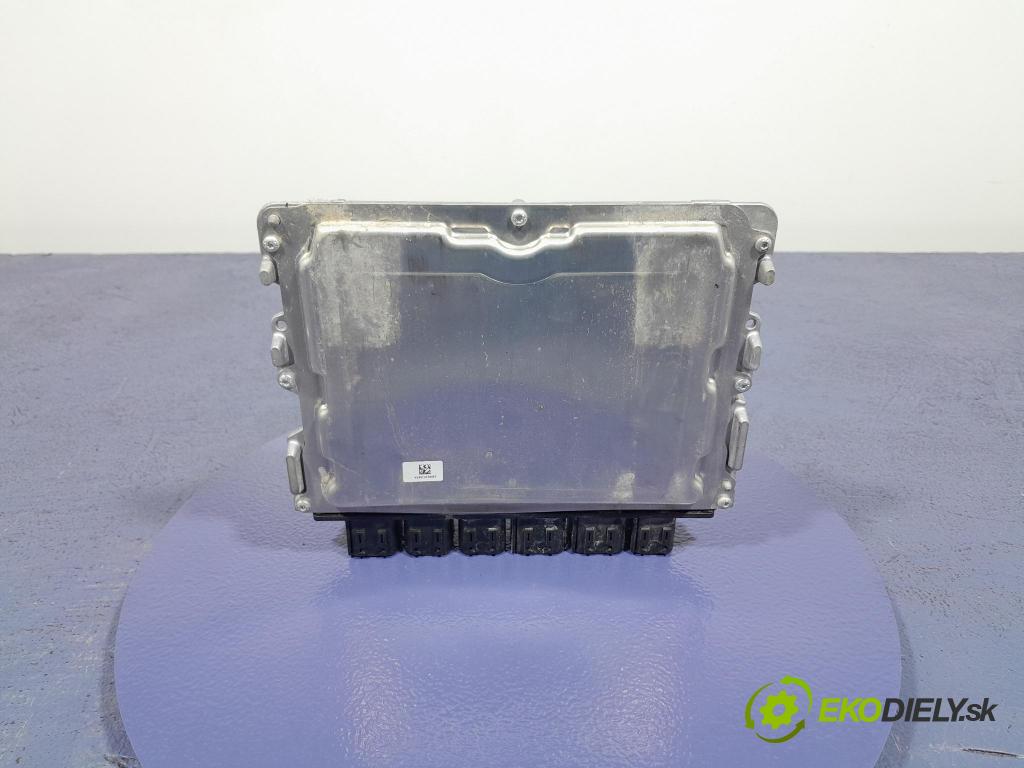 Bmw X7 2021 riadiaca jednotka Motor: 5A204E0