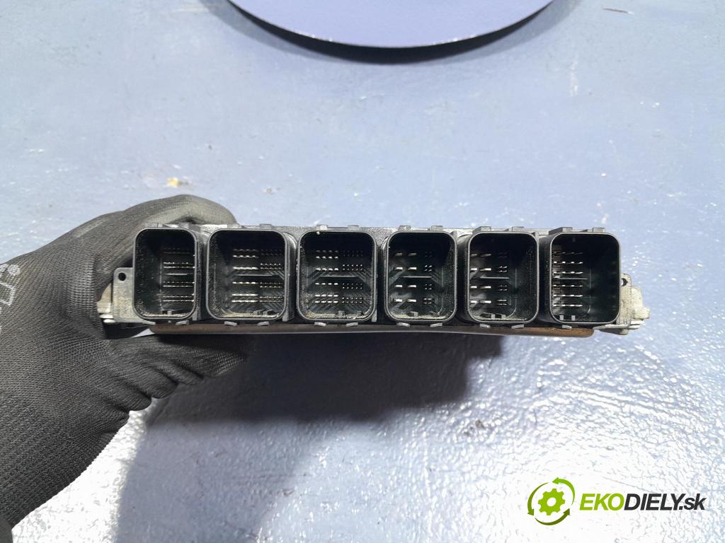 Bmw X7 2021 riadiaca jednotka Motor: 5A204E0