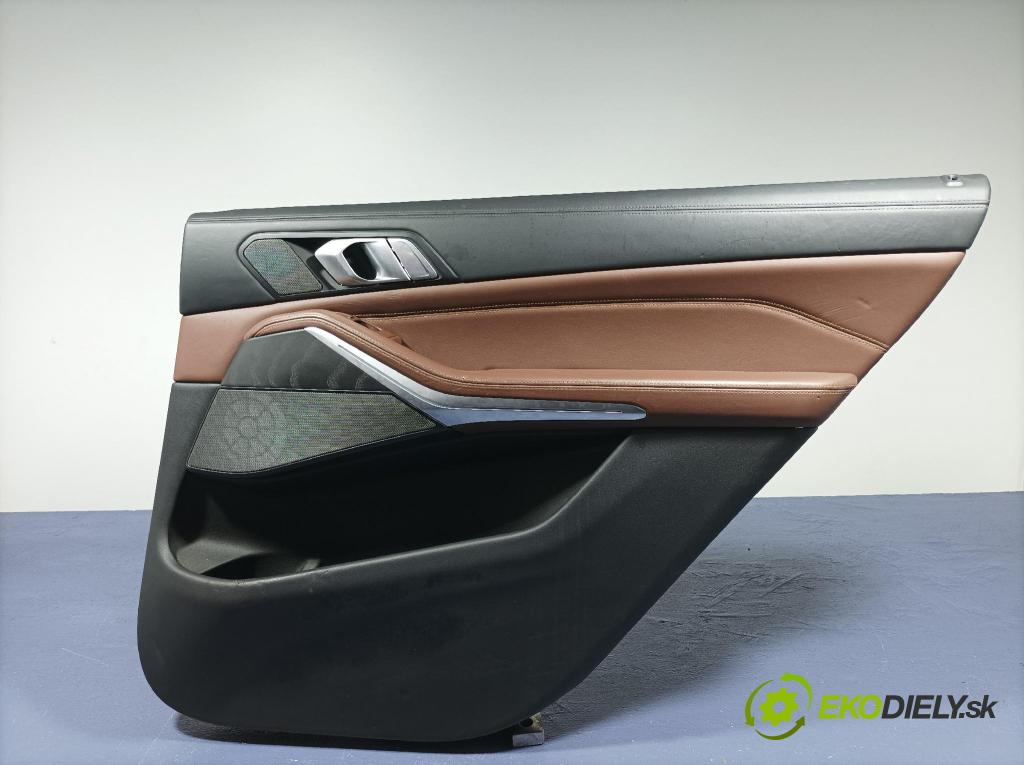 Bmw X7 2021 Čalounictví: dvere zad Prava: