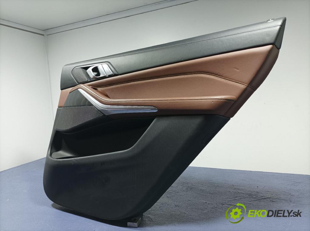 Bmw X7 2021 Čalounictví: dvere zad Prava: