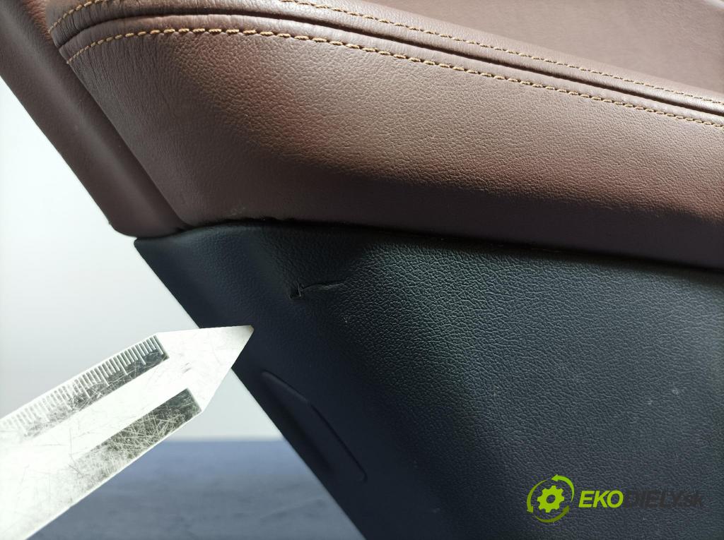 Bmw X7 2021 Čalounictví: dvere zad ľavá