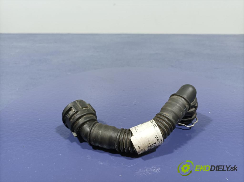 Bmw X7 2021 rúrka Chladič: 8598287