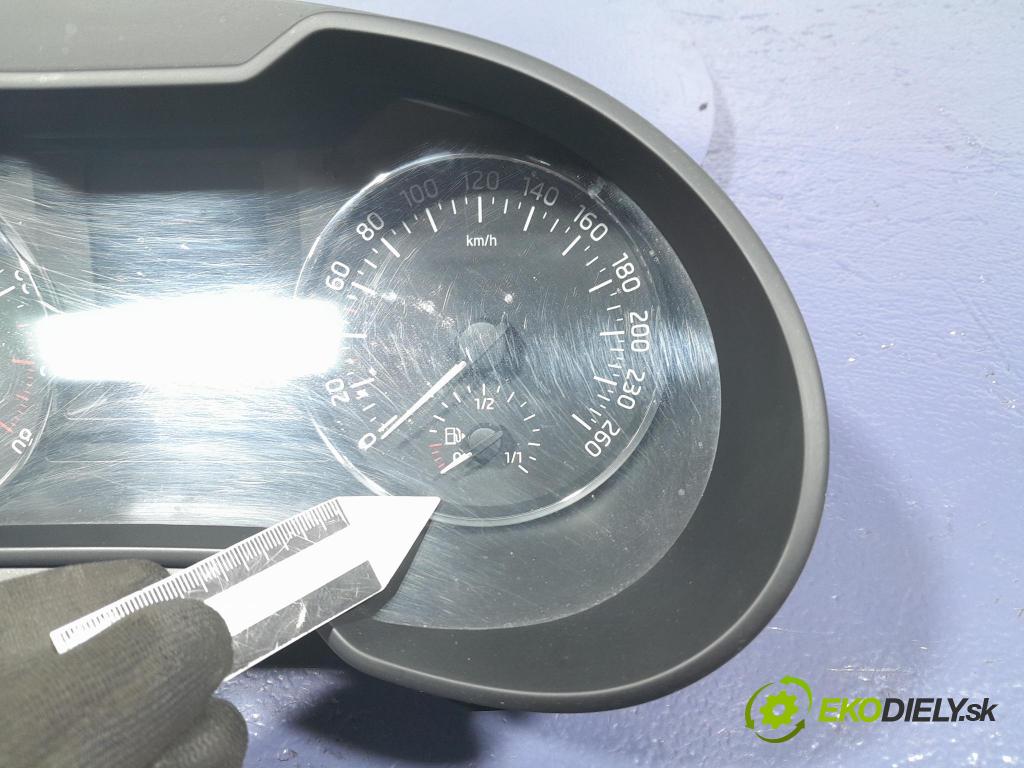 Skoda Octavia 2015 Přístrojová deska 5E0920740