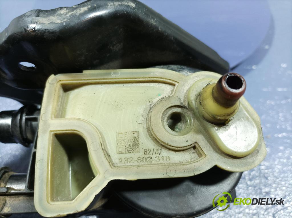 Bmw X7 2021 / Separátor: 8597276