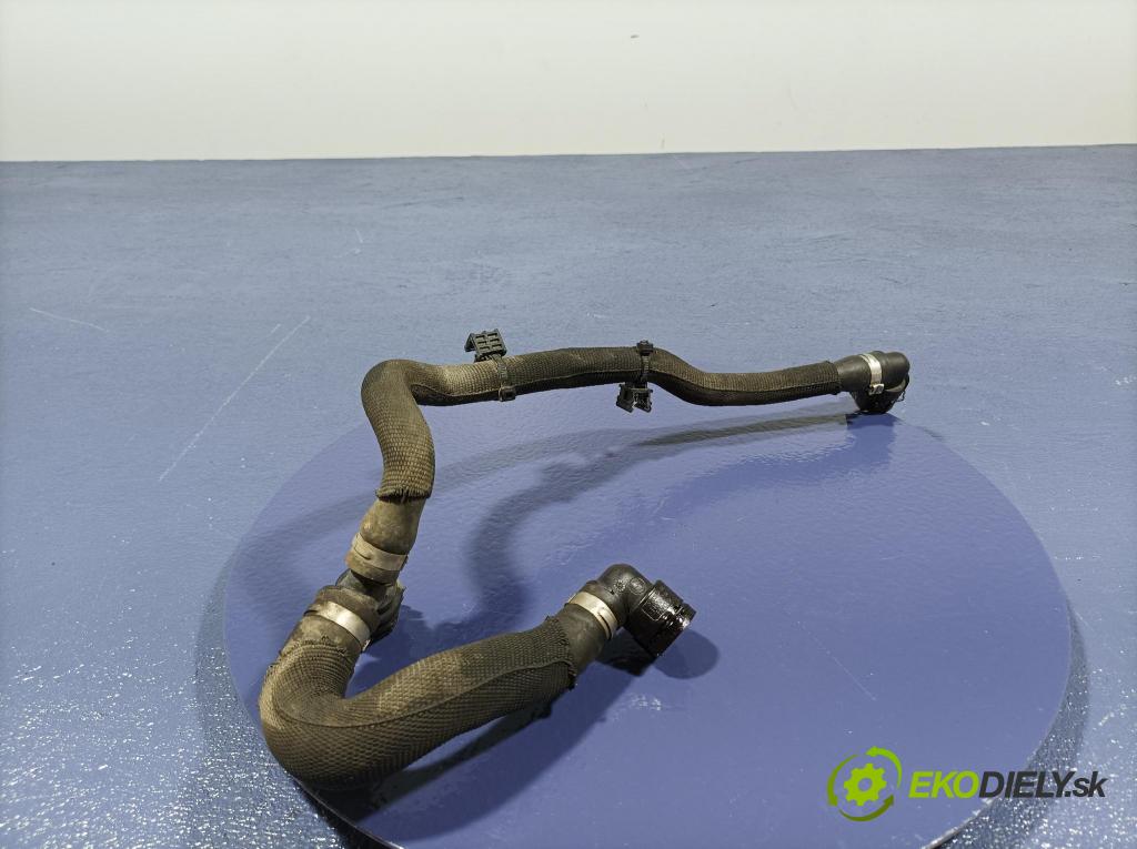 Bmw X7 2021 rúrka Chladič: 8470041