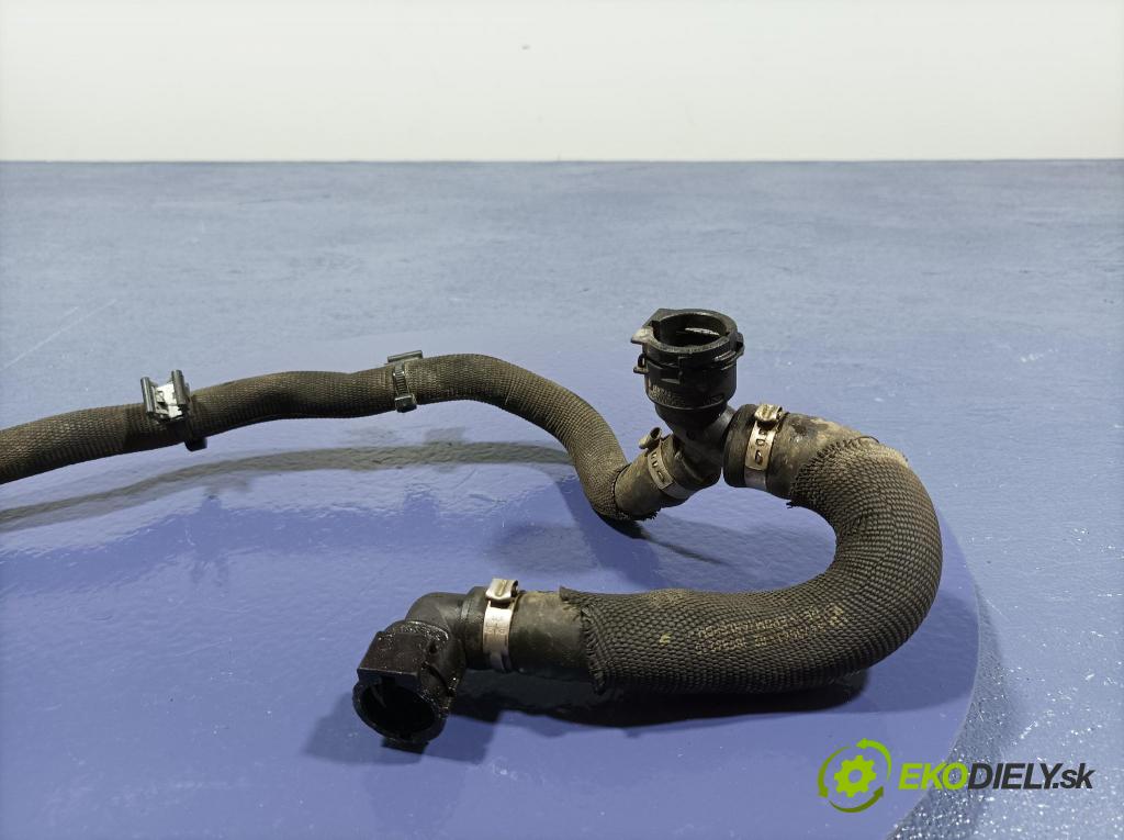 Bmw X7 2021 rúrka Chladič: 8470041