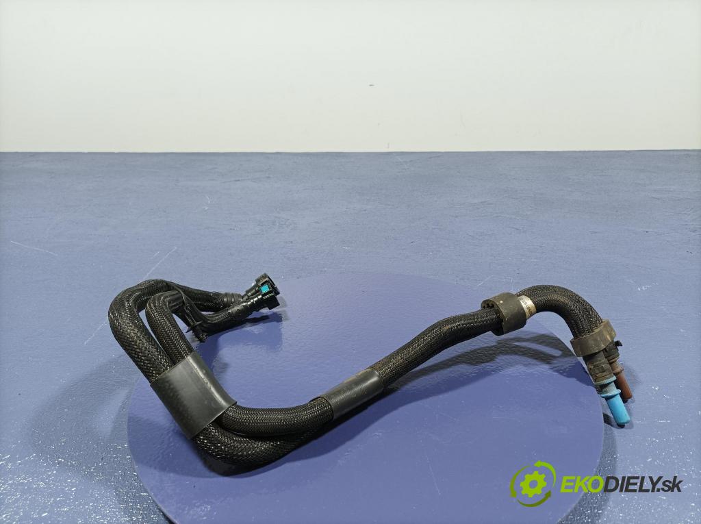 Bmw X7 2021 rúrka paliva 8598163