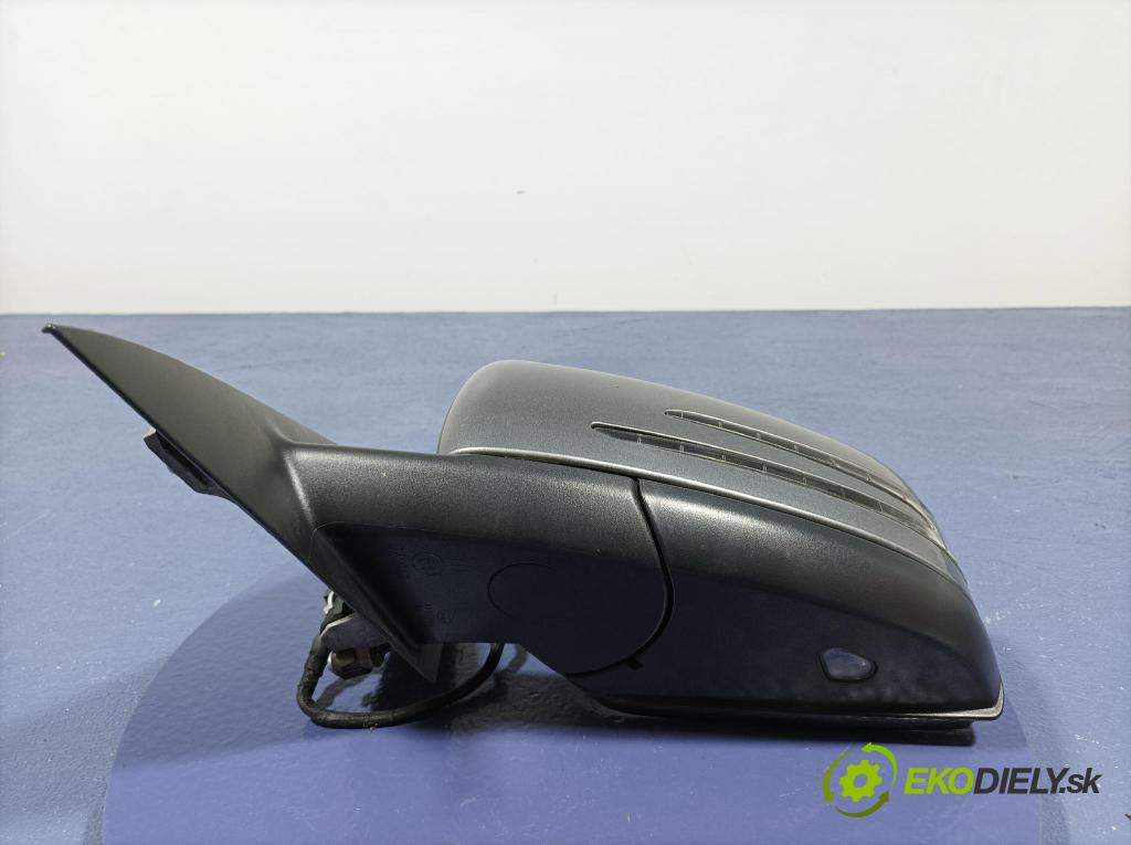 Mercedes Gla-klasa 2019 zpětné zrcátko Vlevo, odjet: A1568100716