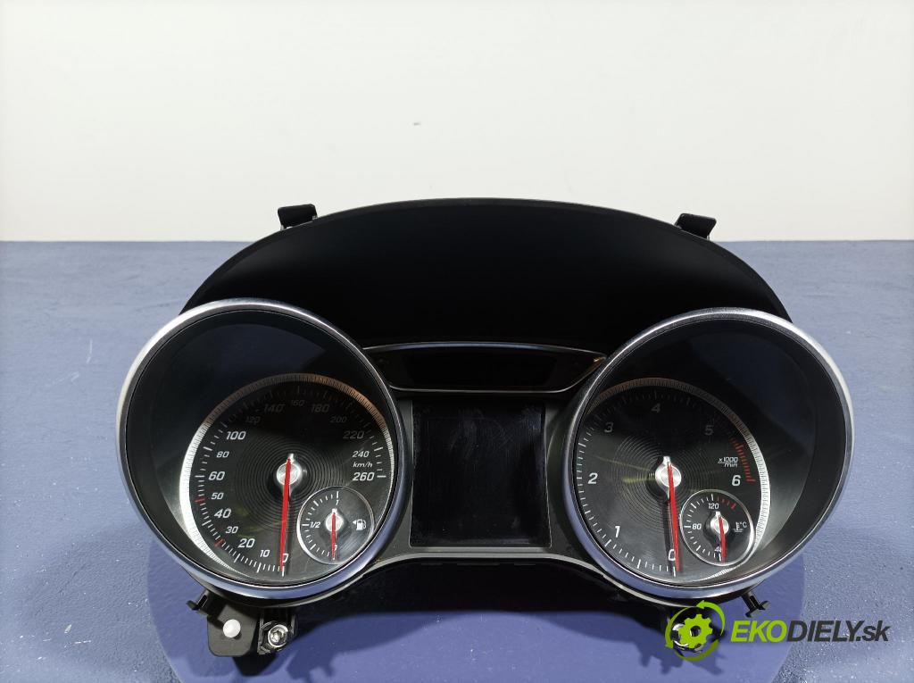 Mercedes Gla-klasa 2019 prístrojovka/ budíky A1569005304