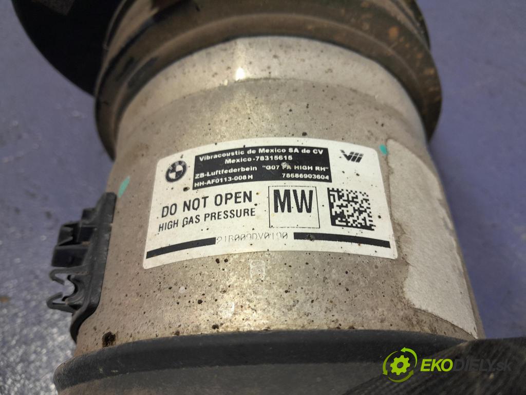 Bmw X7 2021 tlumič před pravy 7831561