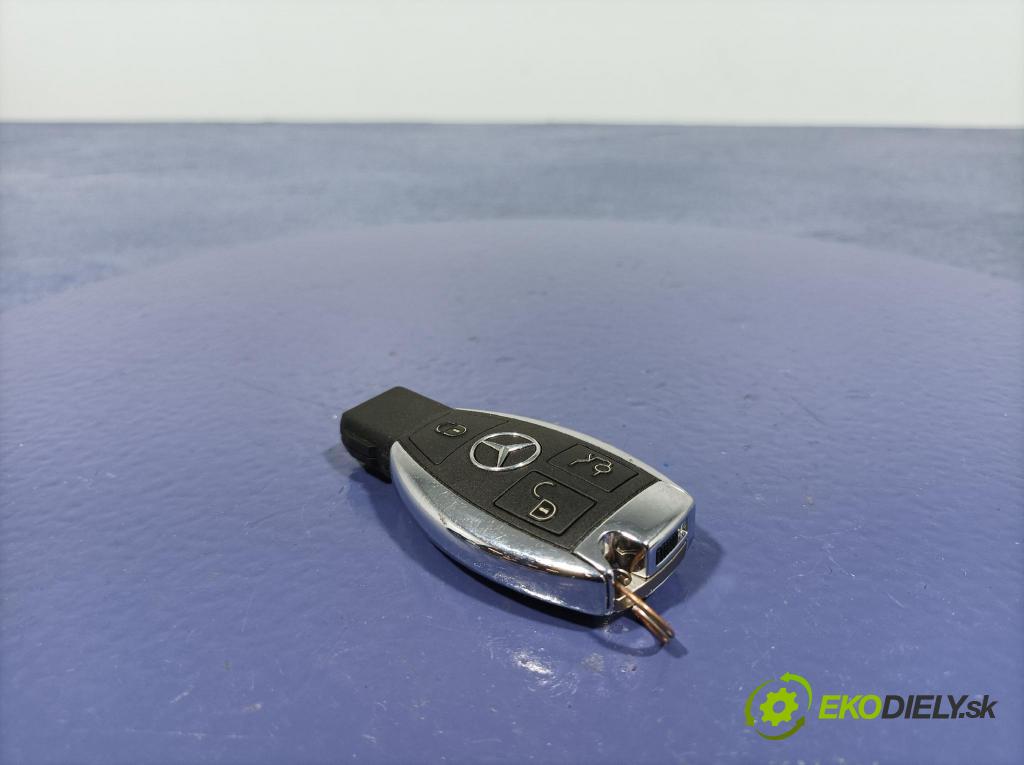 Mercedes Gla-klasa 2019 Spínač zapalování. 2011DJ1121