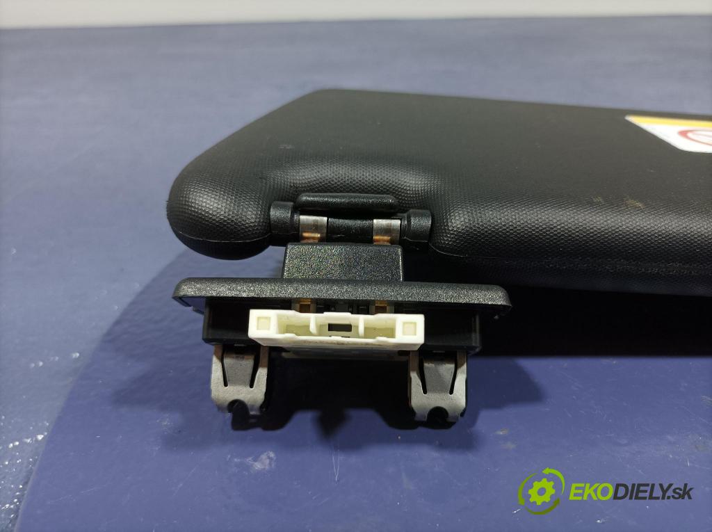 Mercedes Gla-klasa 2019 kryt A1768101400