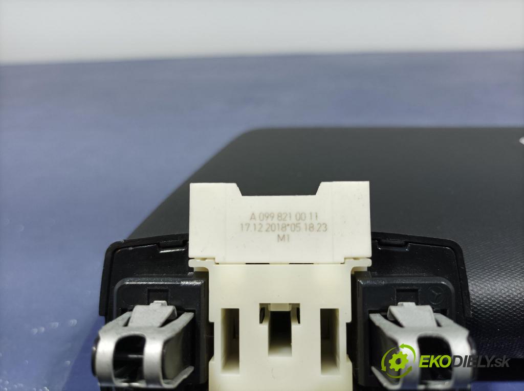 Mercedes Gla-klasa 2019 kryt A1768101400