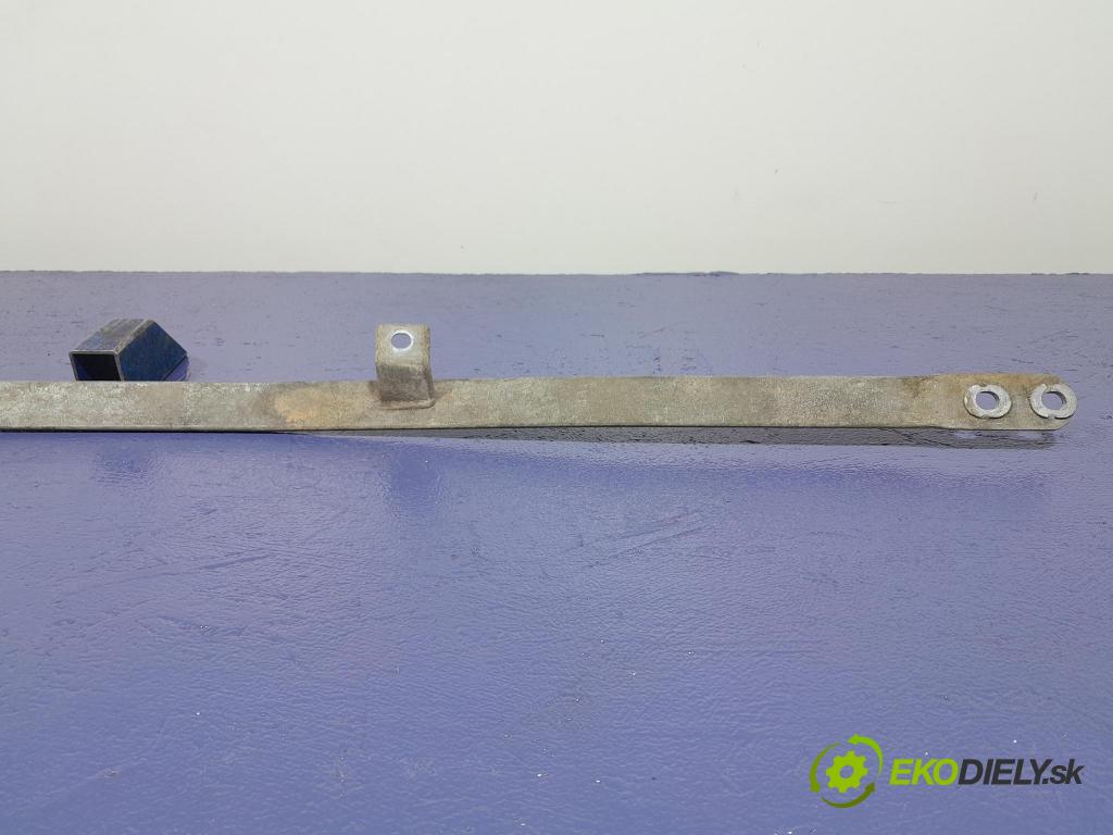 Bmw X7 2021 výstuha Pozastavenia: zad 8736999