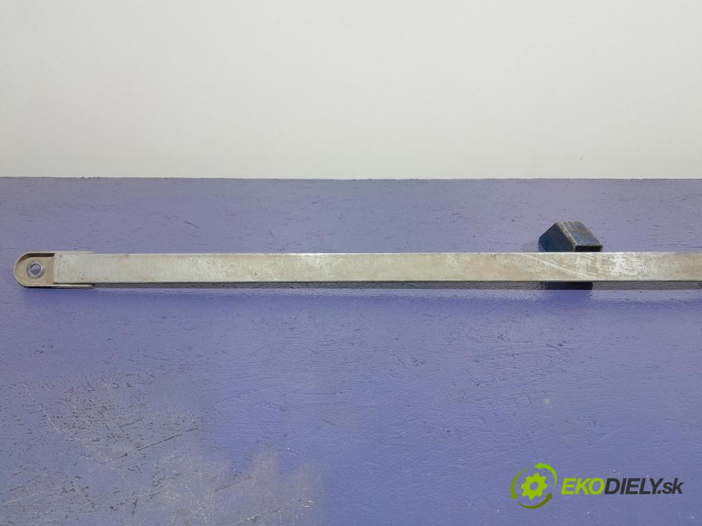 Bmw X7 2021 výstuha Pozastavenia: zad 8737000