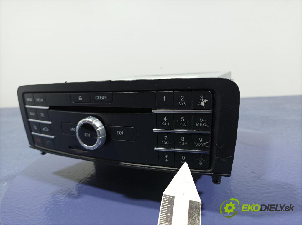 Mercedes Gla-klasa 2019 Radio I Navigácia: A2469001021