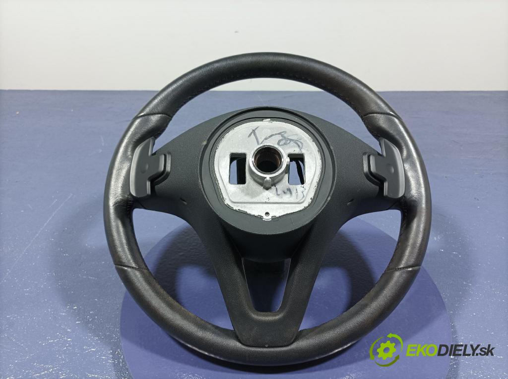 Mercedes Gla-klasa 2019 volant A0004607211