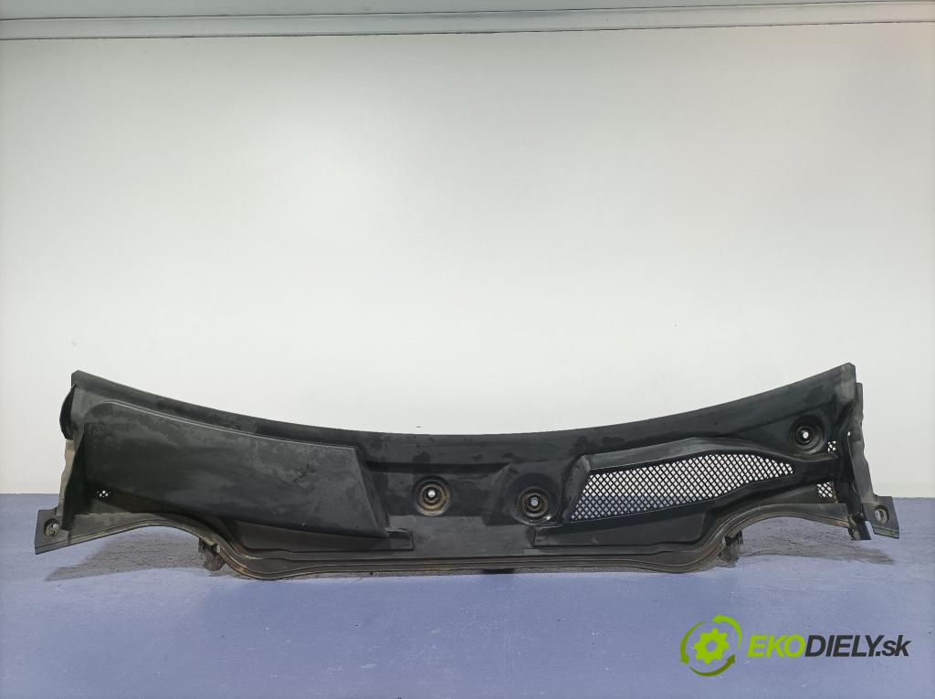 Mercedes Gla-klasa 2019 torpédo A1768300013