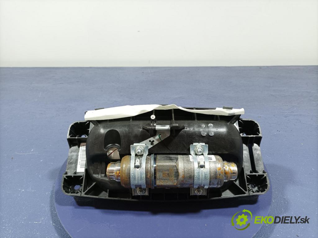 Mercedes Gla-klasa 2019 Airbag: Cestujúcí: x A1768600002