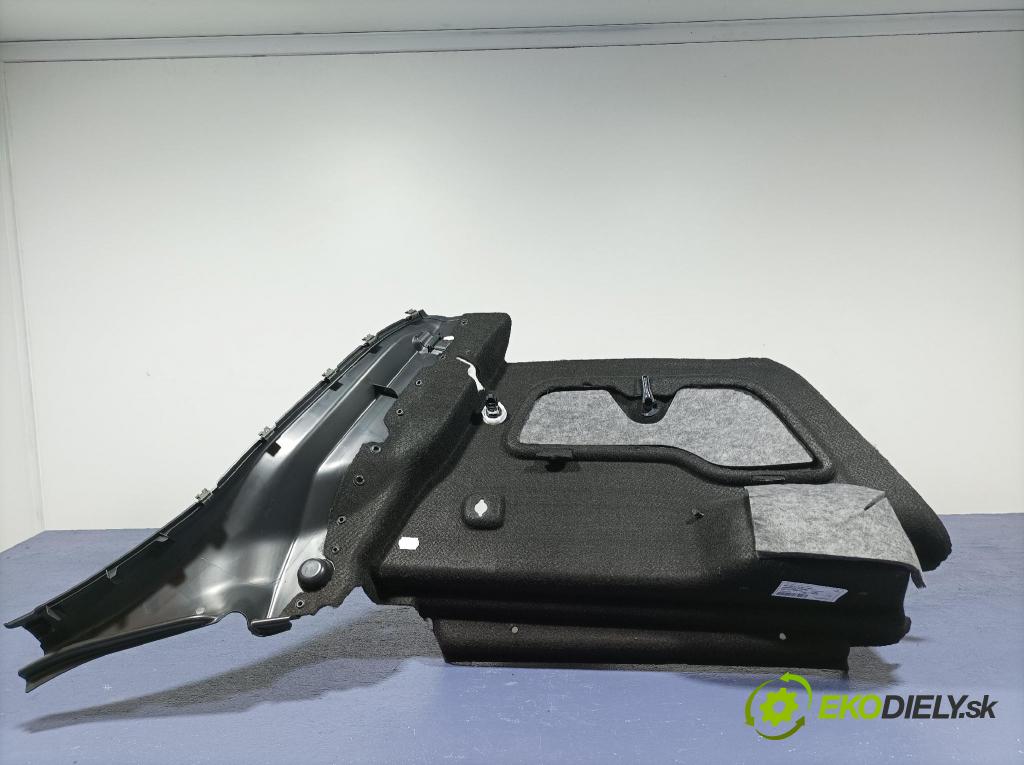 Mercedes Gla-klasa 2019 Čalounictví: kufra: A1566906800
