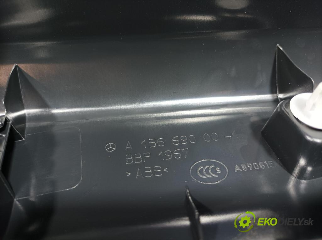 Mercedes Gla-klasa 2019 lišta kufra: A1566900041
