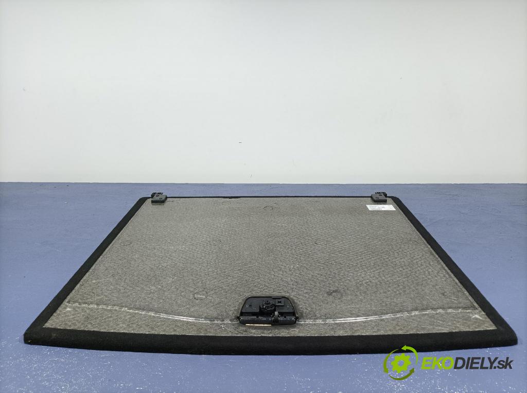 Mercedes Gla-klasa 2019 koberec do auta A1566803300