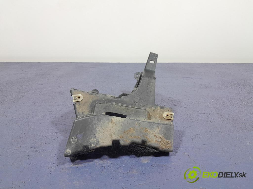 Bmw X7 2021 kryt Plast: podvozek: 7424904