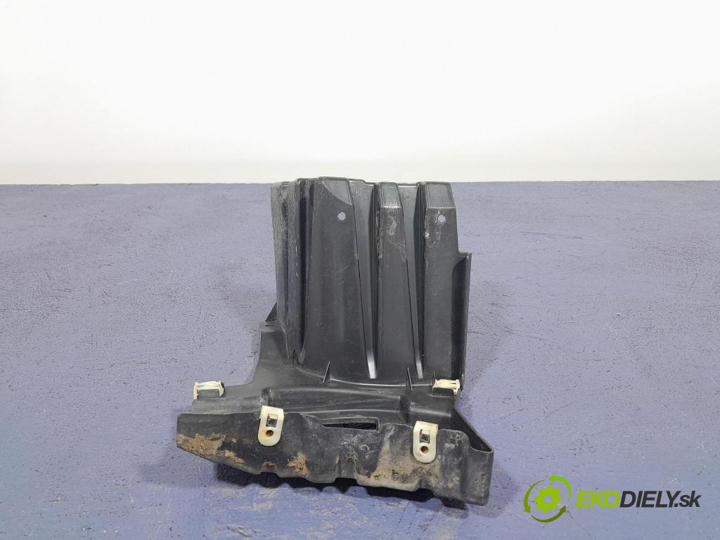 Bmw X7 2021 kryt Plast: podvozek: 7424904
