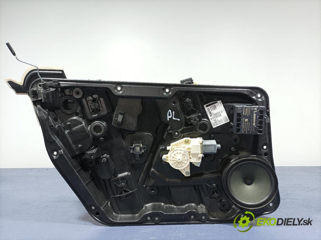 Mercedes Gla-klasa 2019 mechanismus stahování Sklenka: před Levý: A1567230114