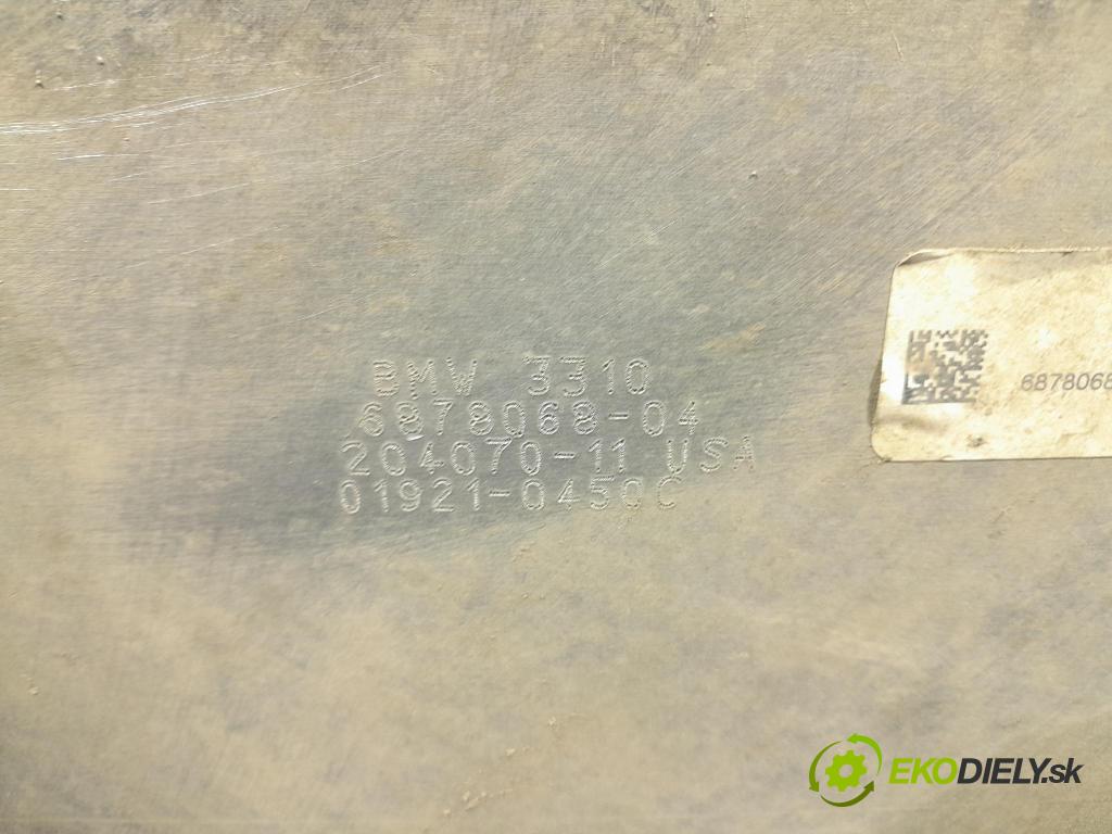 Bmw X7 2021 kryt Plast: podvozek: 6878068